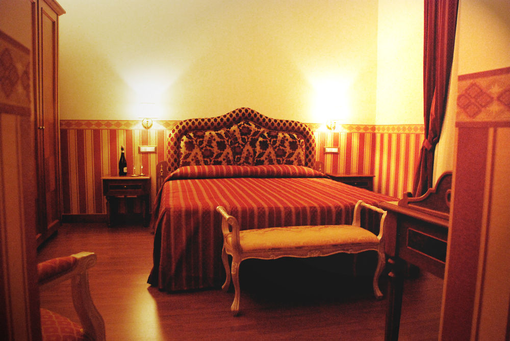 Barberini Suites Roma Oda fotoğraf